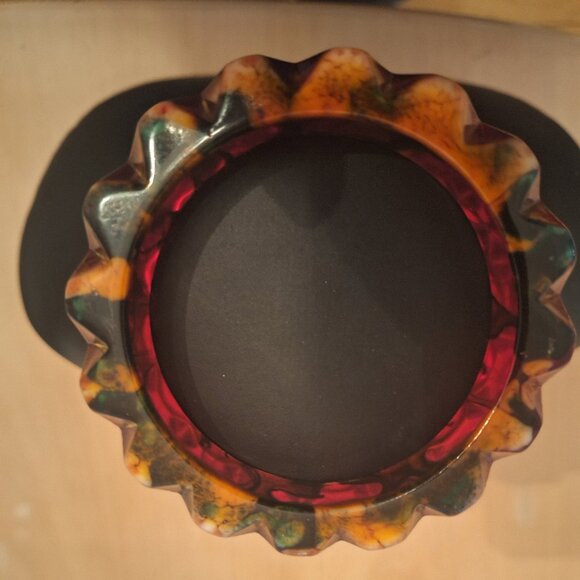 FABULOUS REAR 1930'S BAKELITE GEAR BANGLE BRACELET - Picture 1 of 15